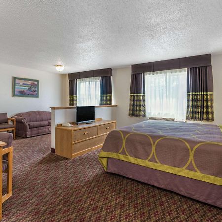 Hotel Super 8 By Wyndham Fountain Esterno foto